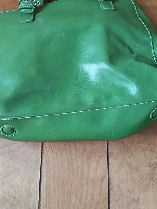 Nine West Green Tote Bag + Matching Clutch Set Excellent Condition Spring color - Picture 3 of 9